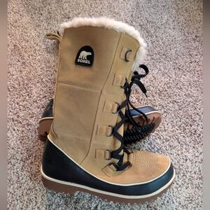 Sorel Tan Winter Boots with Fur Lining Trivoli high
